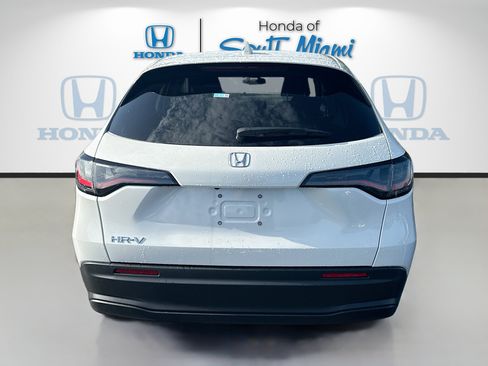 New 2027 Honda HR-V LX image 6