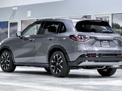 Used 2026 Honda HR-V EX-L image 3