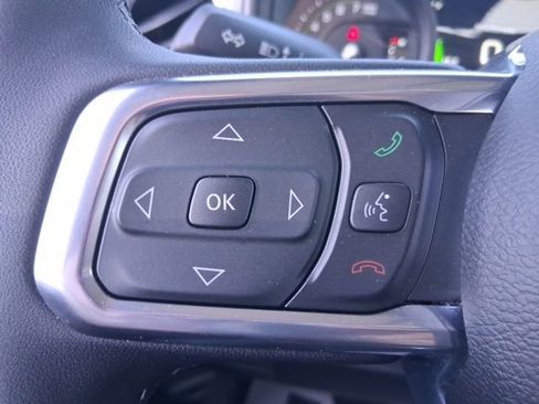 Used 2025 Jeep Wrangler Unlimited Sahara w/ Safety Group image 19