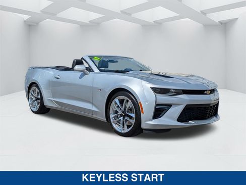 Used 2017 Chevrolet Camaro SS RWD image 3