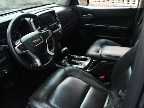 Used 2017 GMC Canyon SLT AWD/4WD image 13