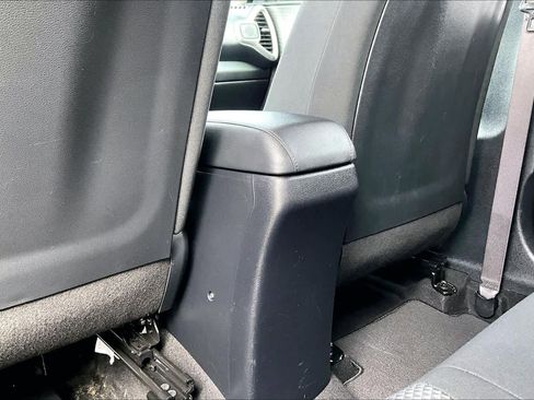 Used 2023 Kia Soul LX w/ LX Technology Package image 36