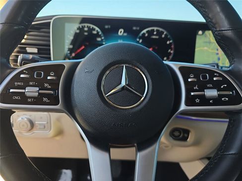 Used 2021 Mercedes-Benz GLE 350 4MATIC w/ AMG Line Exterior image 21