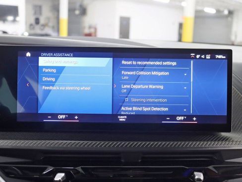 Used 2023 BMW XM AWD/4WD image 25