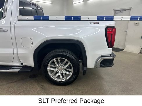 Used 2021 GMC Sierra 1500 SLT w/ SLT Premium Plus Package AWD/4WD image 20