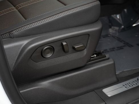 New 2025 Chevrolet Silverado 2500 High Country w/ Technology Package image 40