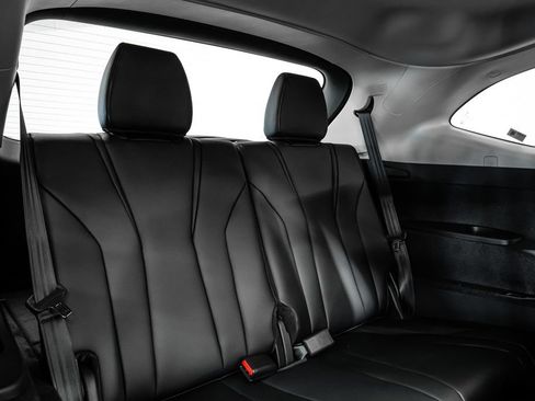 New 2026 Acura MDX SH-AWD image 35