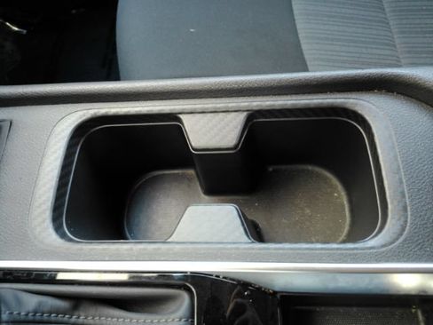 Used 2025 Nissan Sentra SV FWD image 46