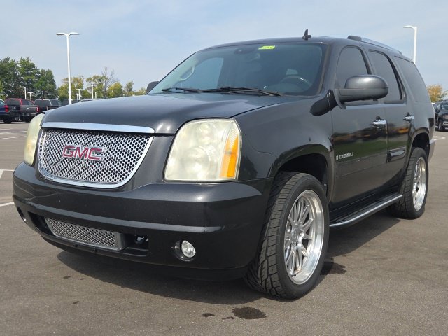 Used 2007 GMC Yukon Denali AWD/4WD image 2