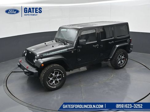 Used 2013 Jeep Wrangler Unlimited Rubicon w/ Connectivity Group AWD/4WD image 46
