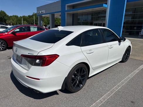 Used 2024 Honda Civic Sport image 3