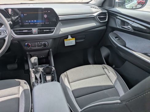 New 2026 Chevrolet TrailBlazer LS FWD image 17