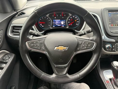 Used 2019 Chevrolet Equinox LT w/ Driver Convenience Package FWD image 19