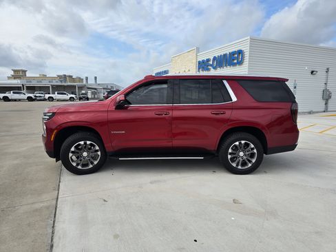 Used 2025 Chevrolet Tahoe LS image 6