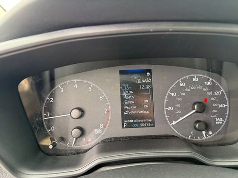 Used 2024 Toyota Corolla LE image 5