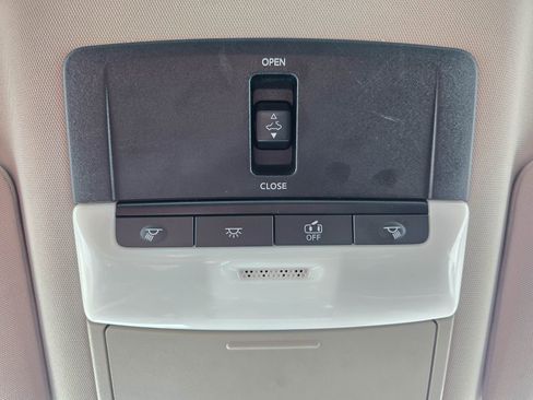 Used 2019 Nissan Altima 2.5 SR w/ SR Premium Package FWD image 25