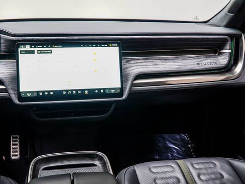 Used 2022 Rivian R1T Launch Edition AWD/4WD image 22