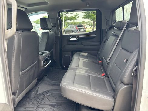 Used 2024 Chevrolet Silverado 1500 LTZ w/ Technology Package AWD/4WD image 17