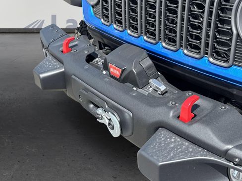 New 2025 Jeep Wrangler Rubicon w/ Steel Bumper Group image 11