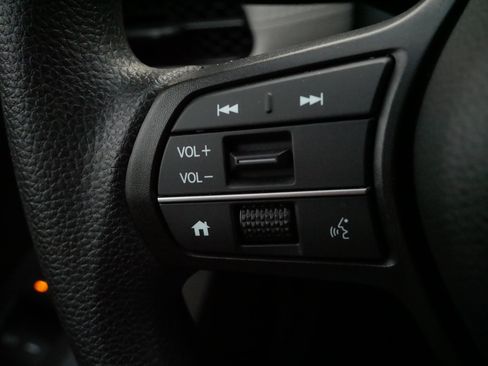 Certified 2026 Honda HR-V LX image 26