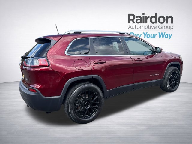 Used 2019 Jeep Cherokee Latitude Plus w/ Comfort/Convenience Group AWD/4WD image 5