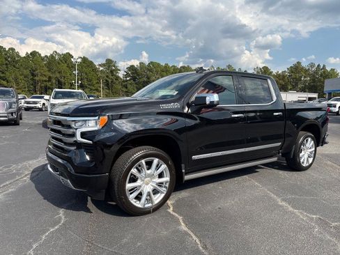 New 2026 Chevrolet Silverado 1500 High Country image 8