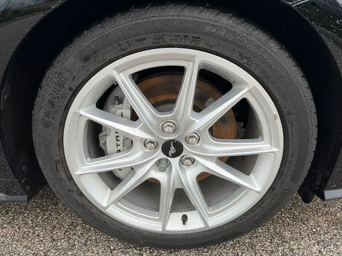 Used 2025 Ford Mustang GT Premium image 11