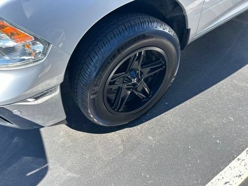 Used 2019 RAM 1500 Big Horn AWD/4WD image 4