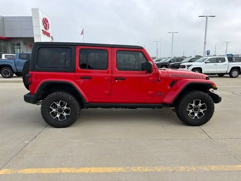 Used 2022 Jeep Wrangler Unlimited Rubicon AWD/4WD image 5