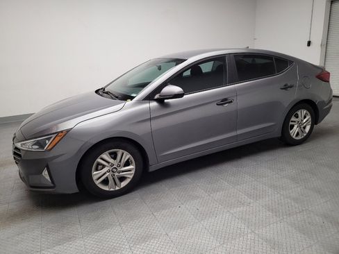 Used 2019 Hyundai Elantra SEL w/ Cargo Package FWD image 2