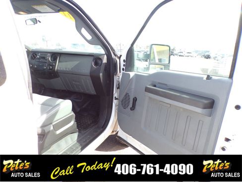 Used 2011 Ford F350 XL w/ Skid Plate Pkg image 18
