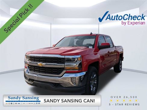 Used 2018 Chevrolet Silverado 1500 LT w/ LT Eassist Package AWD/4WD image 1