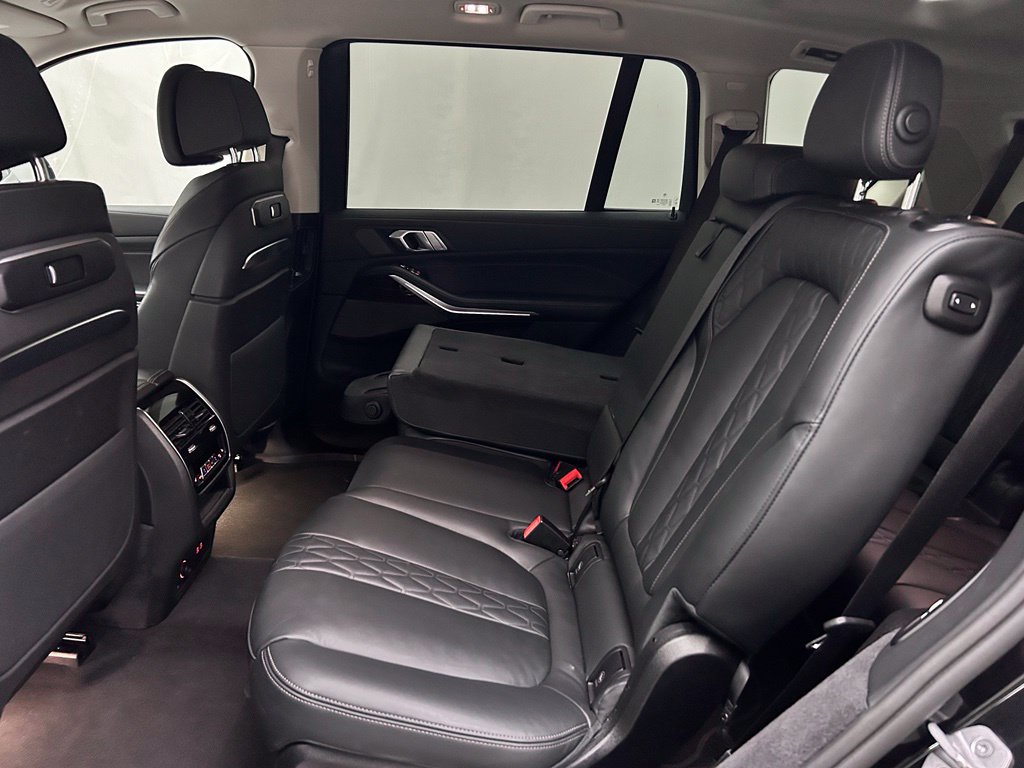 Used 2026 BMW X7 xDrive40i AWD/4WD image 15