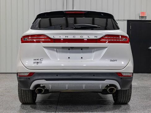 Used 2018 Lincoln MKC Reserve w/ Lincoln MKC Climate Package FWD image 4