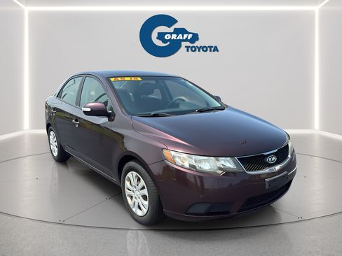 Used 2010 Kia Forte EX FWD image 3