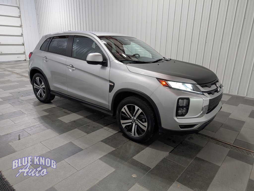 Used 2026 Mitsubishi Outlander Sport ES AWD/4WD image 5