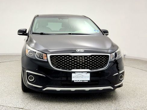 Used 2018 Kia Sedona SX Limited w/ SX Limited Prestige Package image 2