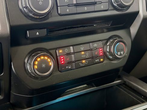 Used 2018 Ford F150 XLT w/ Equipment Group 302A Luxury image 18