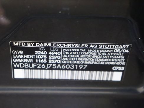 Used 2005 Mercedes-Benz E 320 CDI Sedan image 64