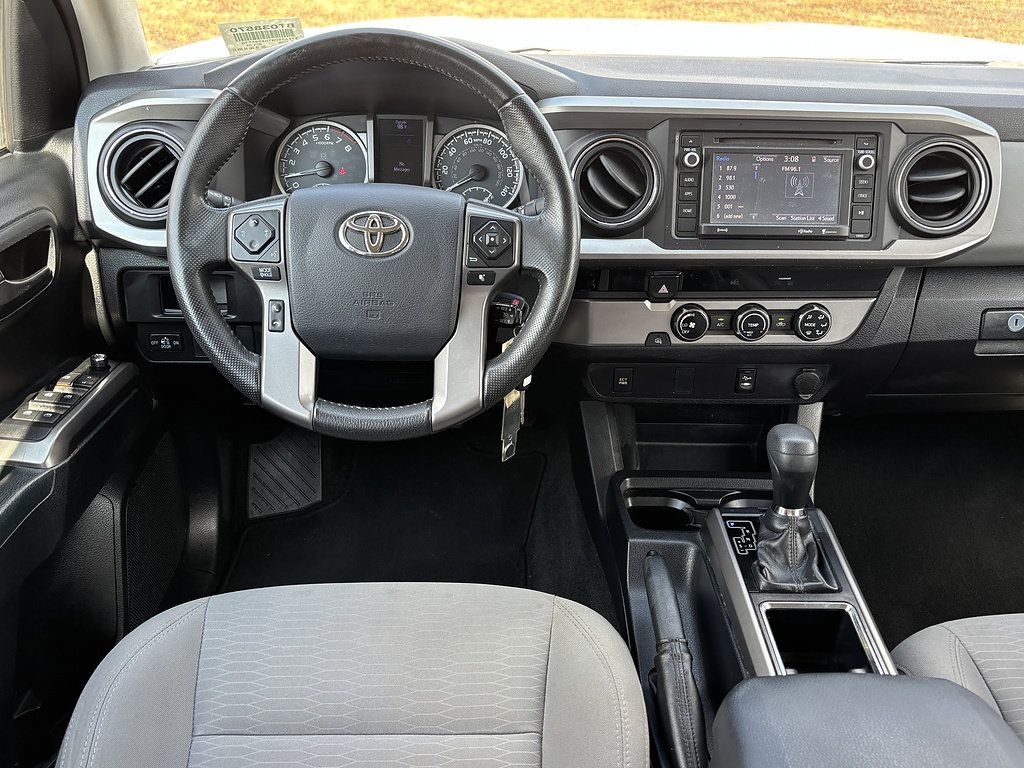 Used 2017 Toyota Tacoma SR5 w/ Tow Package RWD image 10