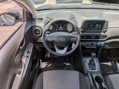 Used 2019 Hyundai Kona SE FWD image 16