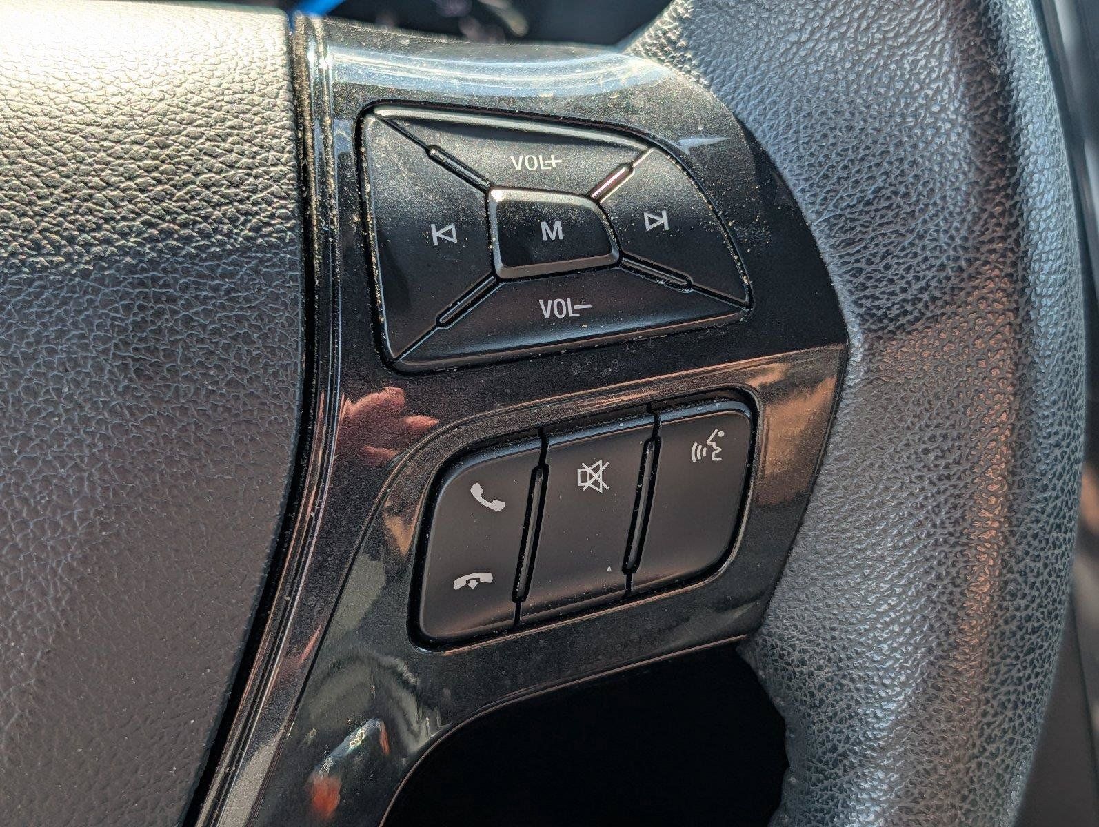Used 2018 Ford Explorer XLT FWD image 24