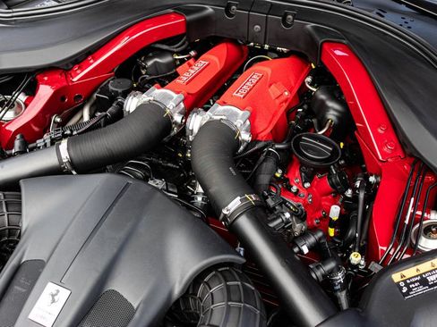 Certified 2025 Ferrari Roma Spider RWD image 54
