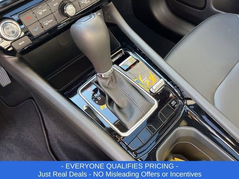 New 2026 Jeep Compass Limited image 19