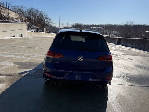 Used 2019 Volkswagen Golf R 4-Door image 6