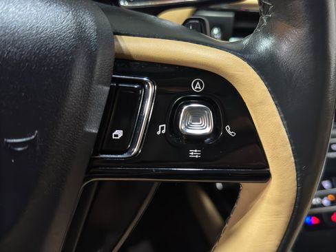 Used 2022 Lincoln Corsair Reserve w/ Equipment Group 201A image 24