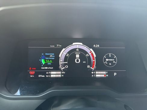 Used 2023 Toyota Tundra Platinum image 31