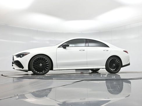 Used 2024 Mercedes-Benz CLA 250 image 7