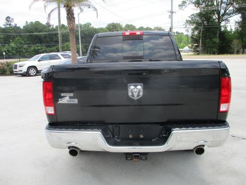 Used 2017 RAM 1500 Big Horn RWD image 10