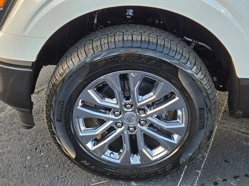 Used 2024 Ford F150 King Ranch w/ FX4 Off-Road Package image 9